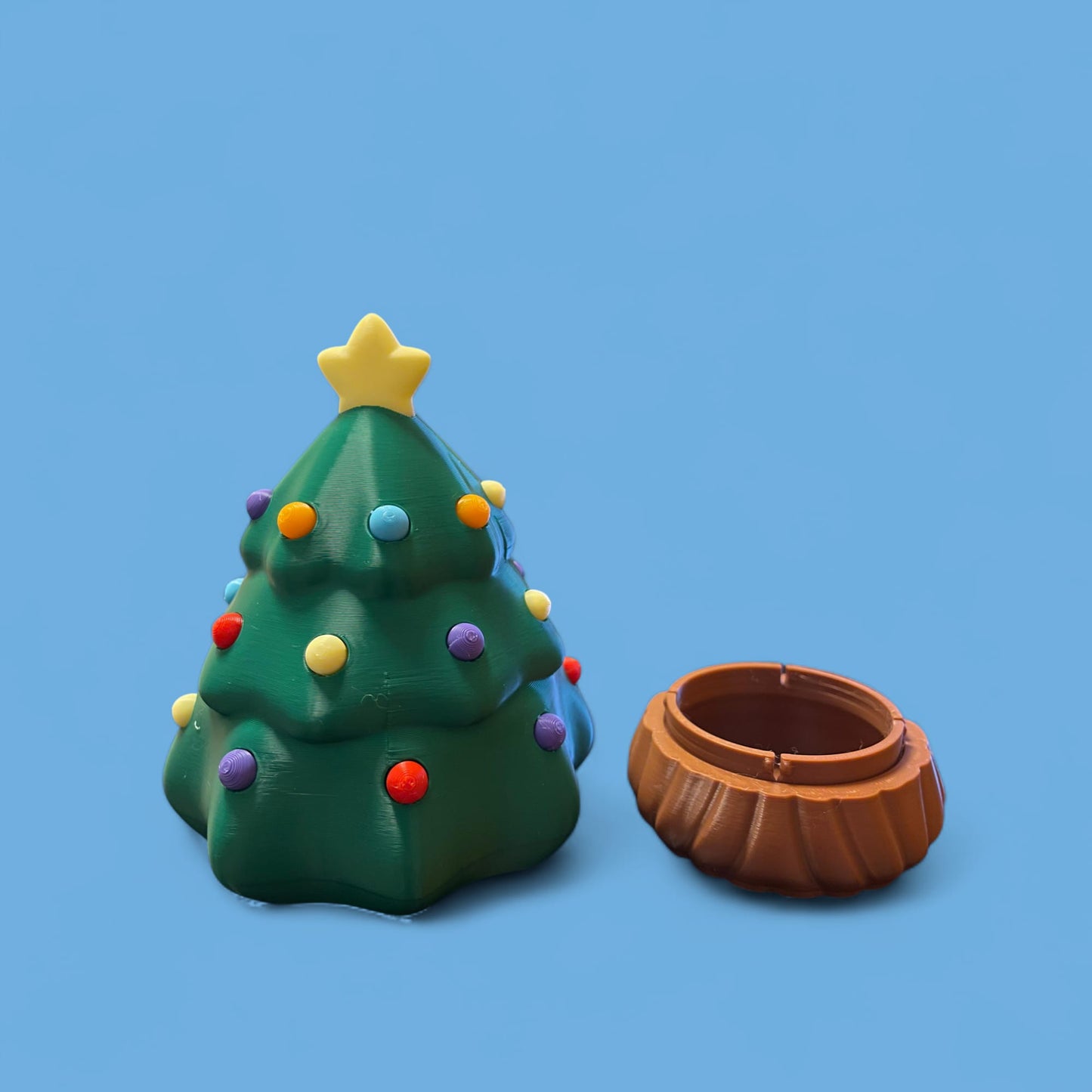 Bradul de Crăciun  – Decor și Utilitate în Același Loc! 🎄✨